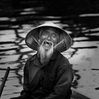 Fischer / fisherman (Hoi An-Vietnam) b&amp;w101